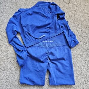 Alphalete amplify set leggings long sleeve crop top sapphire blue size medium